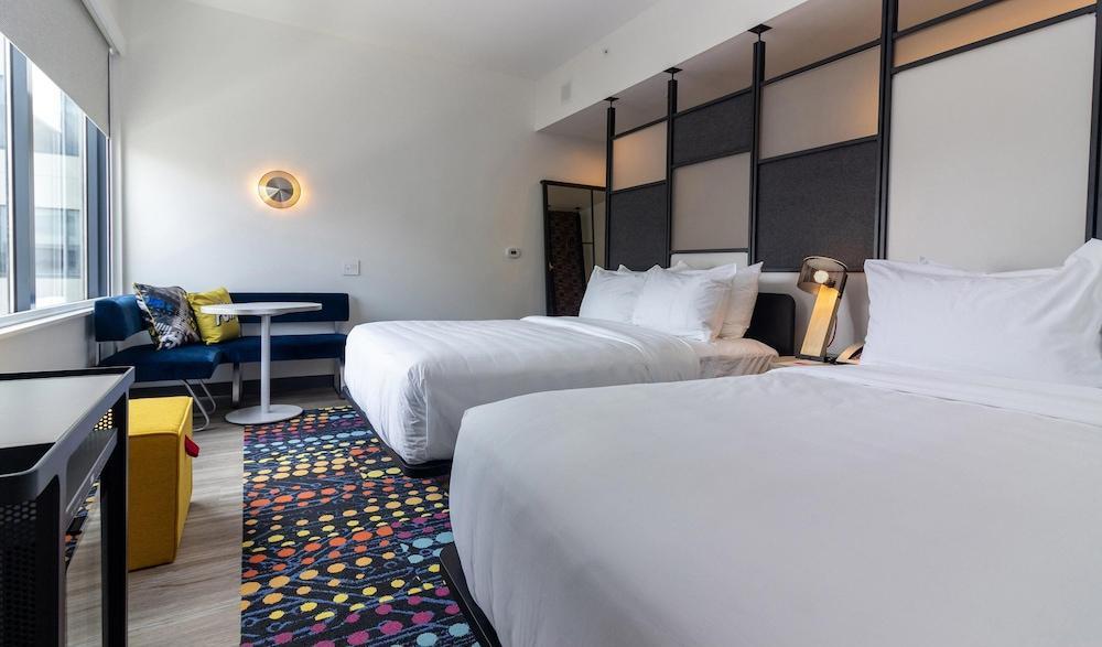 Aloft St. Louis Cortex Exterior photo