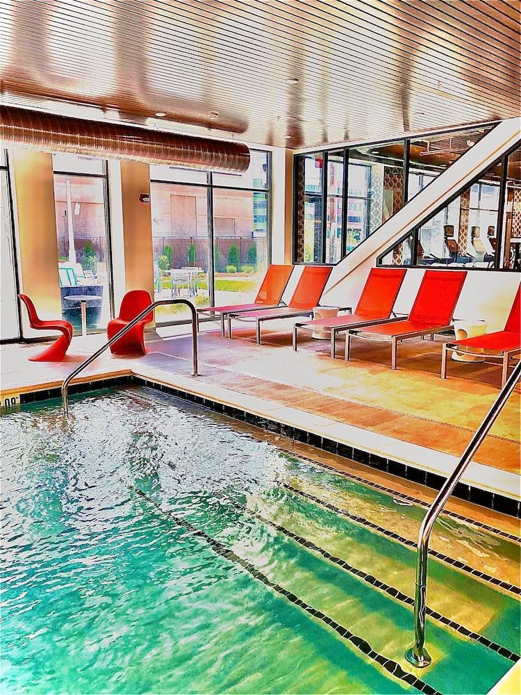 Aloft St. Louis Cortex Exterior photo