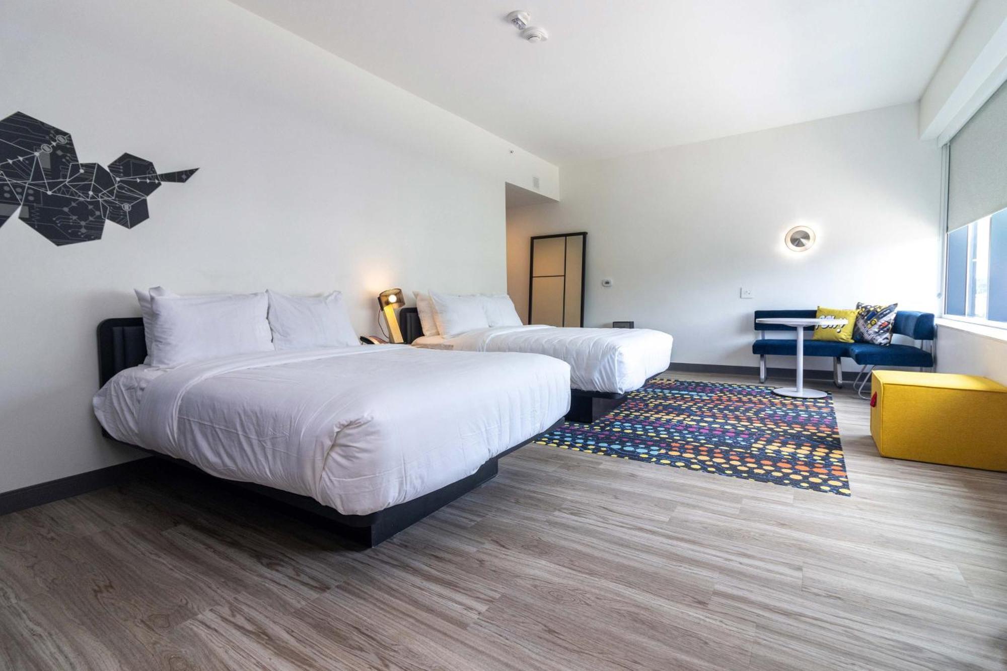 Aloft St. Louis Cortex Exterior photo